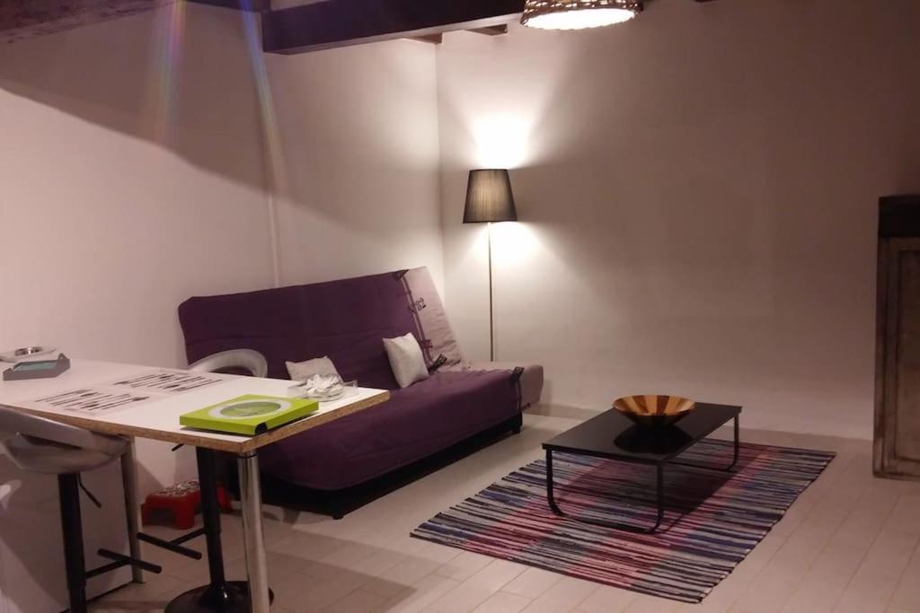 La Tourelle De La Chaumiere Apartment Goupil-Othon Екстериор снимка
